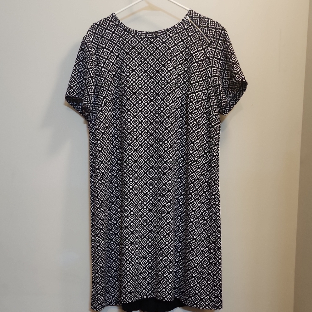 Sami & Jo Monochrome Diamond Print Dress (Z34)